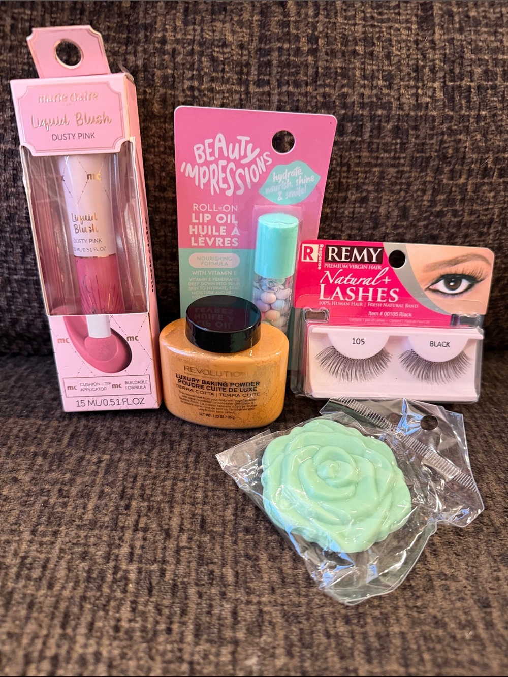 Beauty bundle Blush & Assorted Beauty 🆕